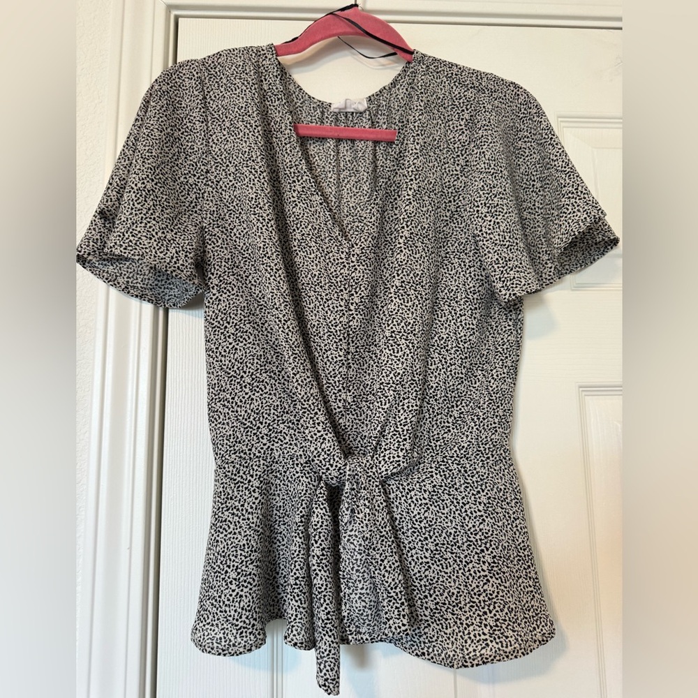 Women's Black & White Tie-Front Short Sleeve Top